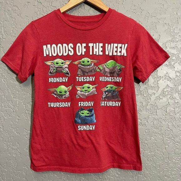 Star Wars Baby Yoda T-Shirt - Picture 2 of 5